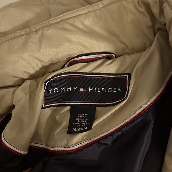 TOMMY HILFIGER JACKET - Picture 2 of 3